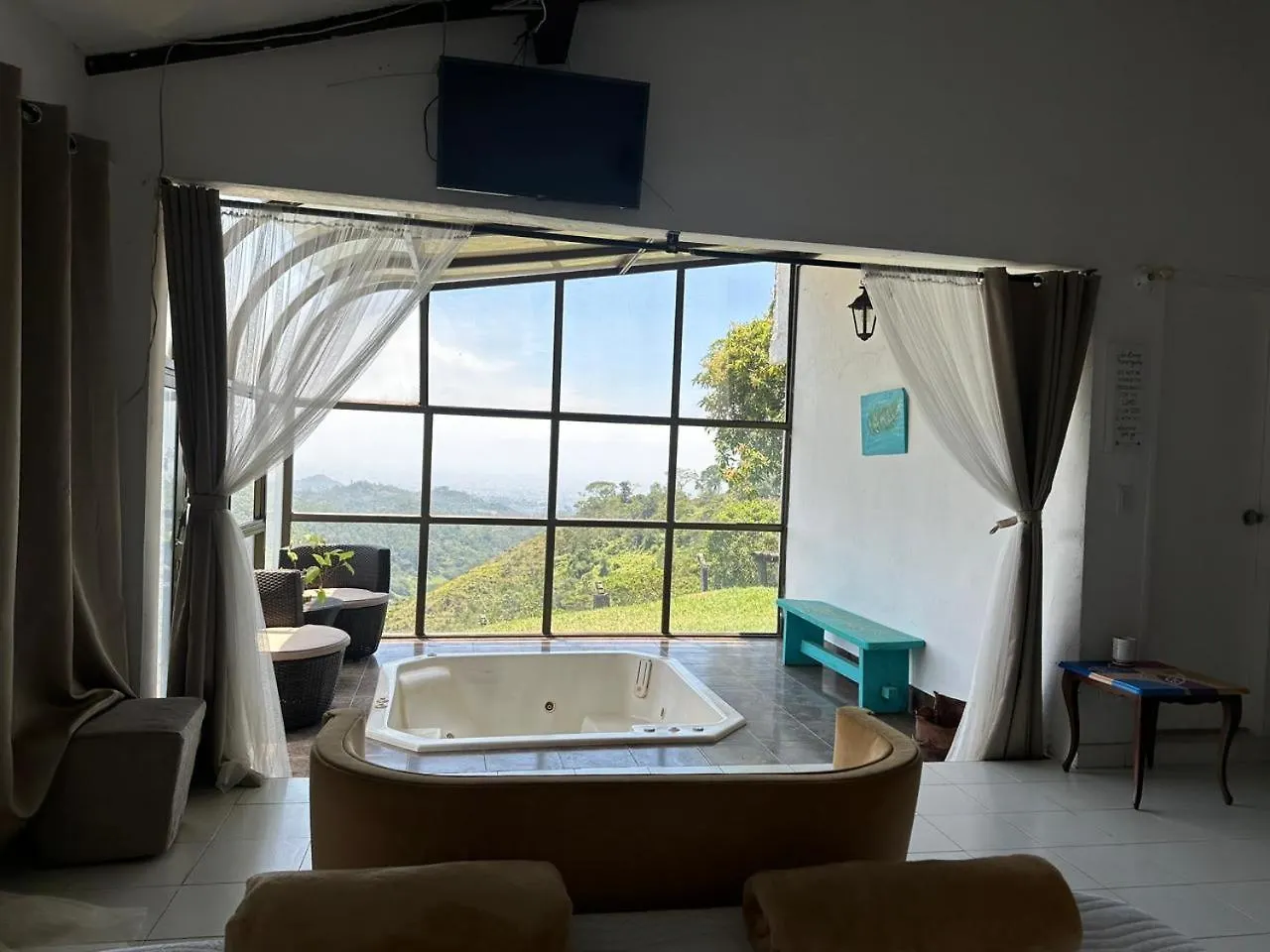 Habitacion Jacuzzi The View Pance Colombia